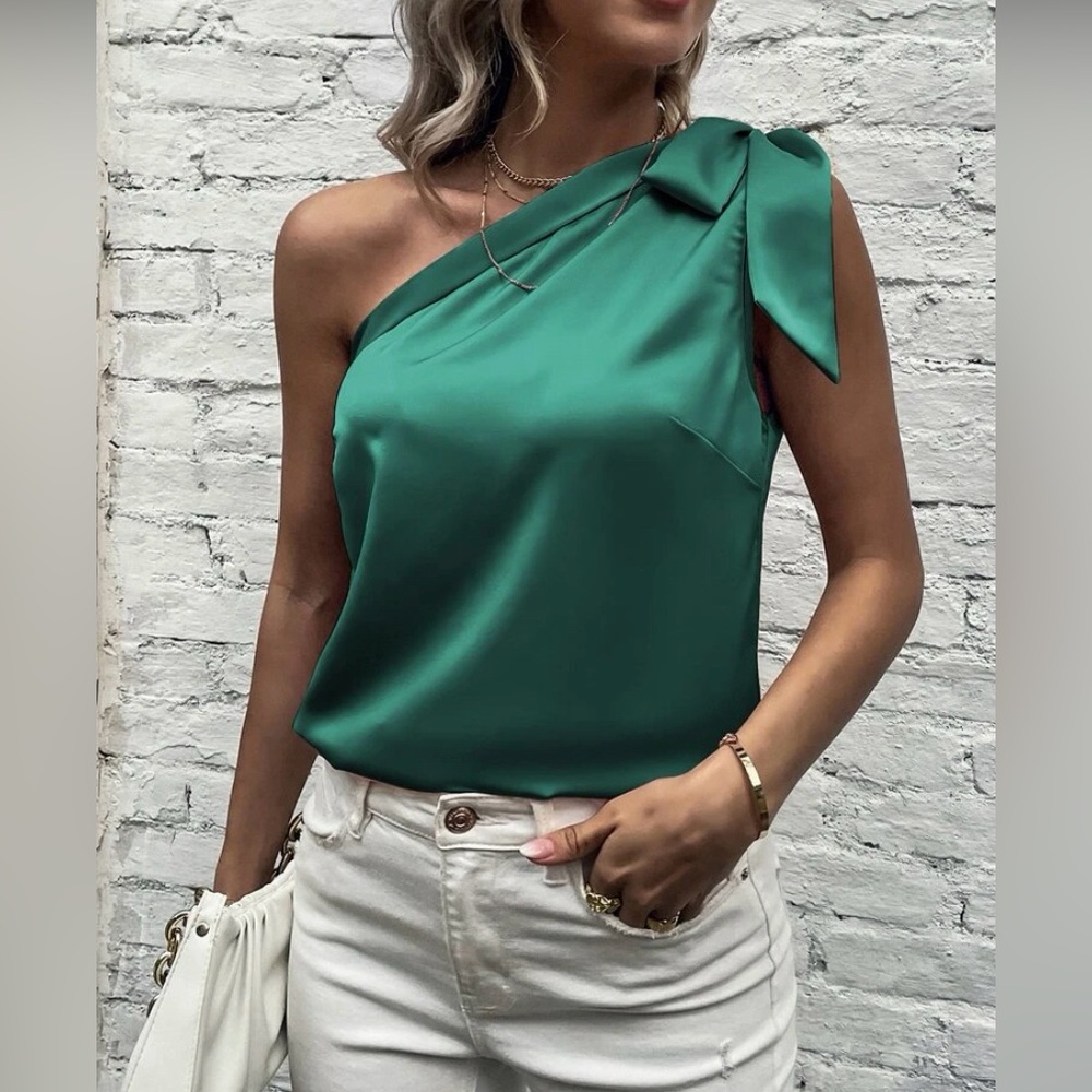 SHEIN One Shoulder Tie Top Large